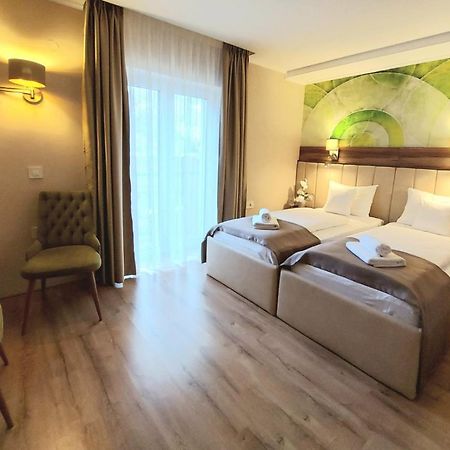 Papuli Rooms 4U Senta Εξωτερικό φωτογραφία