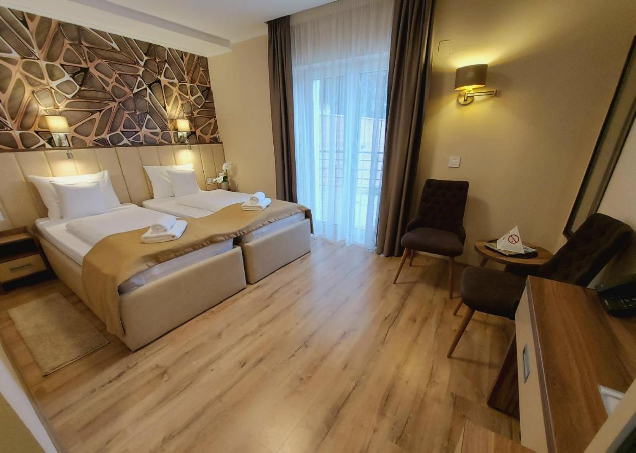 Papuli Rooms 4U Senta Εξωτερικό φωτογραφία